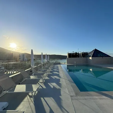 Otel Reveron Plaza Los Cristianos (Tenerife)