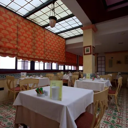 Reveron Plaza Hotel Los Cristianos (Tenerife)