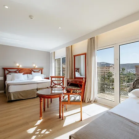 Reveron Plaza Hotel Los Cristianos (Tenerife)