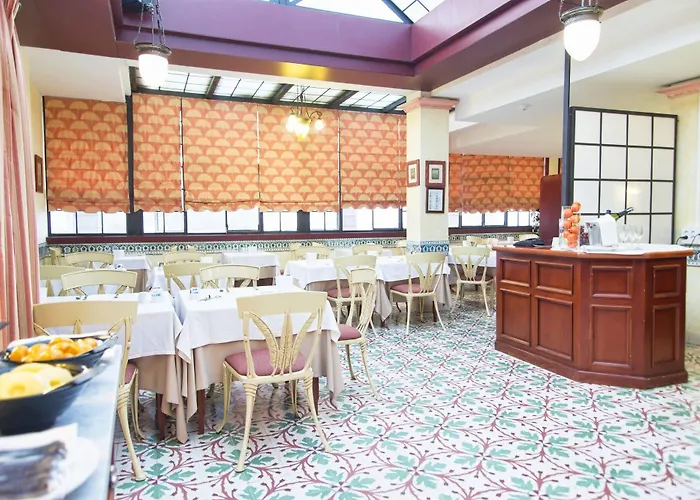 Hotel Reveron Plaza 4*